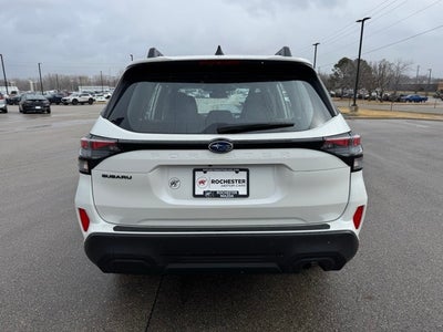 2025 Subaru Forester Base