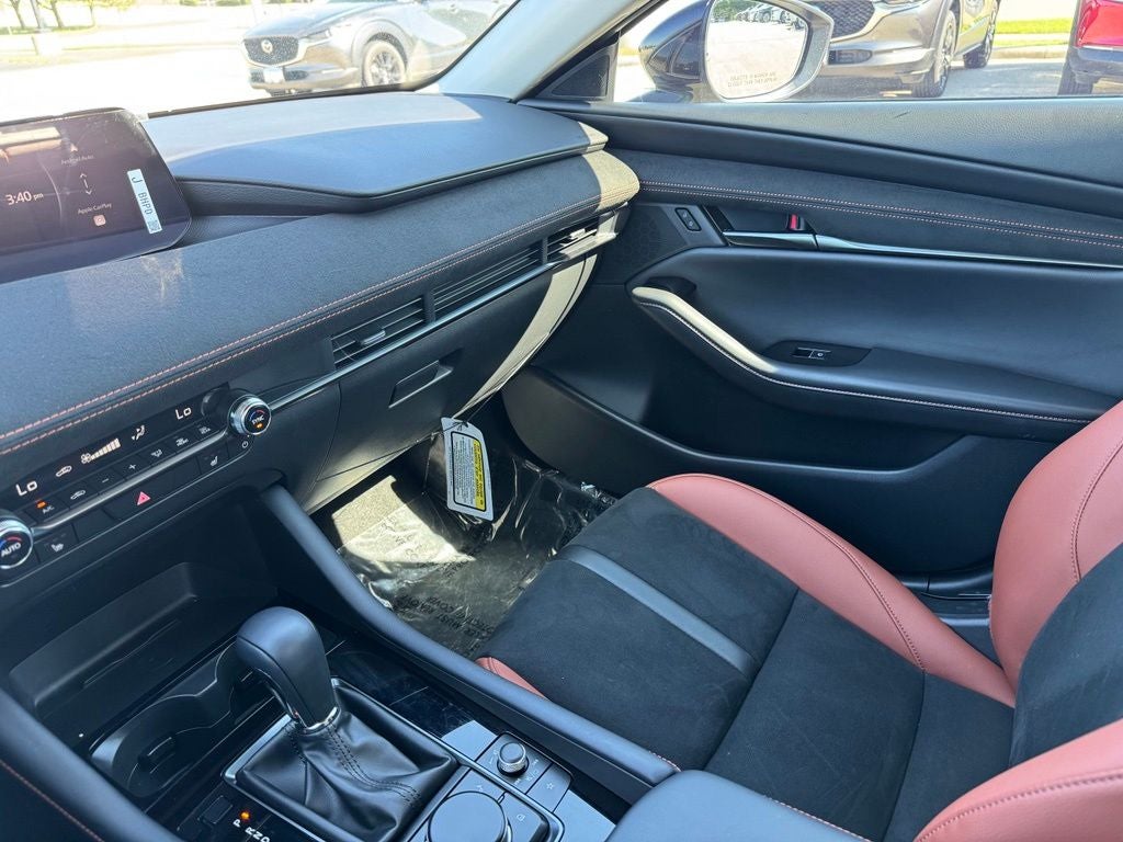 2025 Mazda Mazda3 2.5 Carbon Turbo