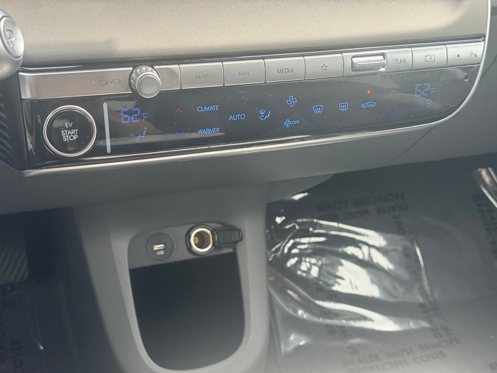 2024 Hyundai IONIQ 5 SEL