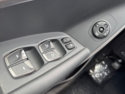 2018 Hyundai Santa Fe SE
