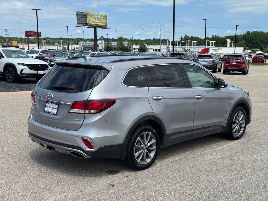 2018 Hyundai Santa Fe SE
