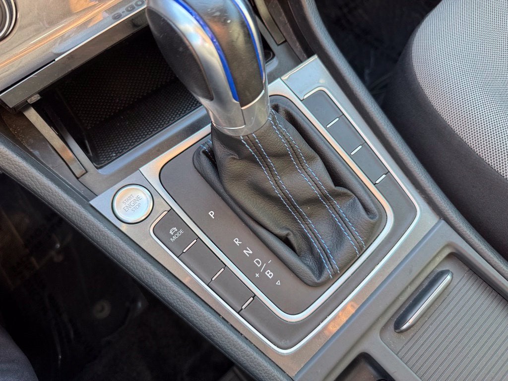 2016 Volkswagen e-Golf SE