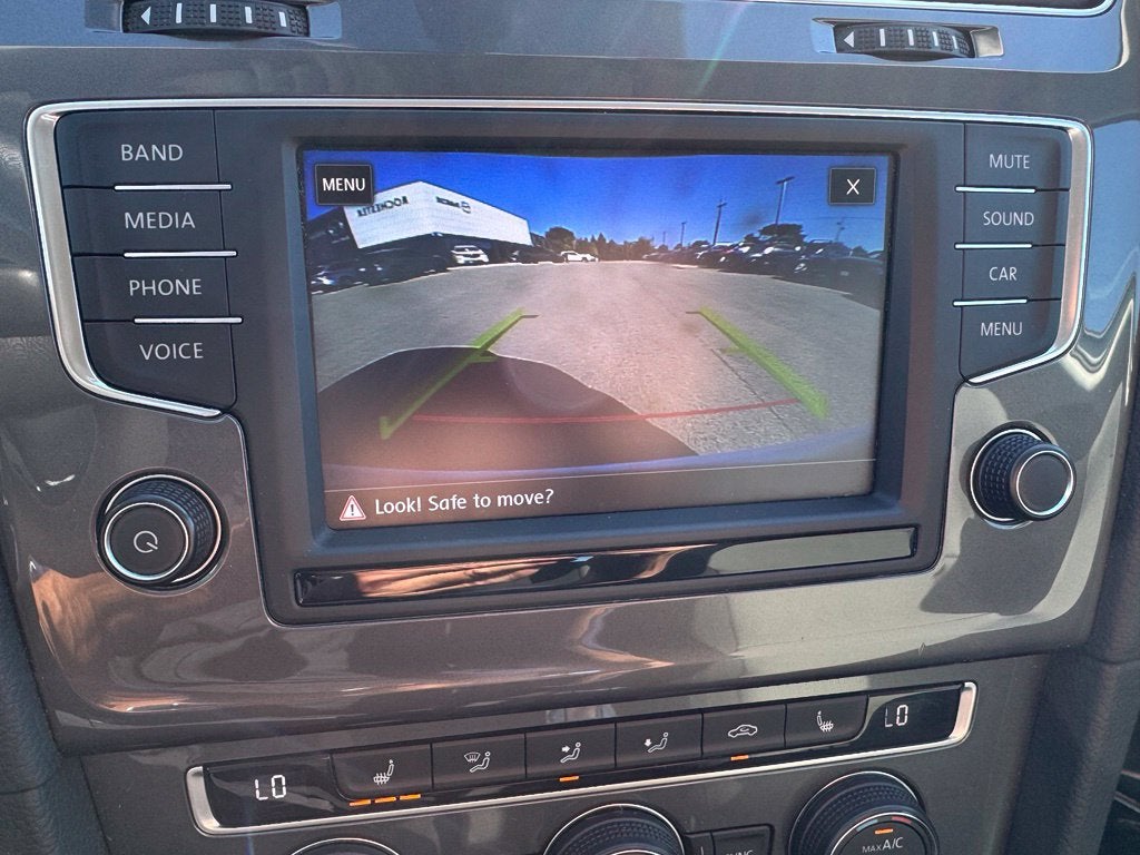 2016 Volkswagen e-Golf SE
