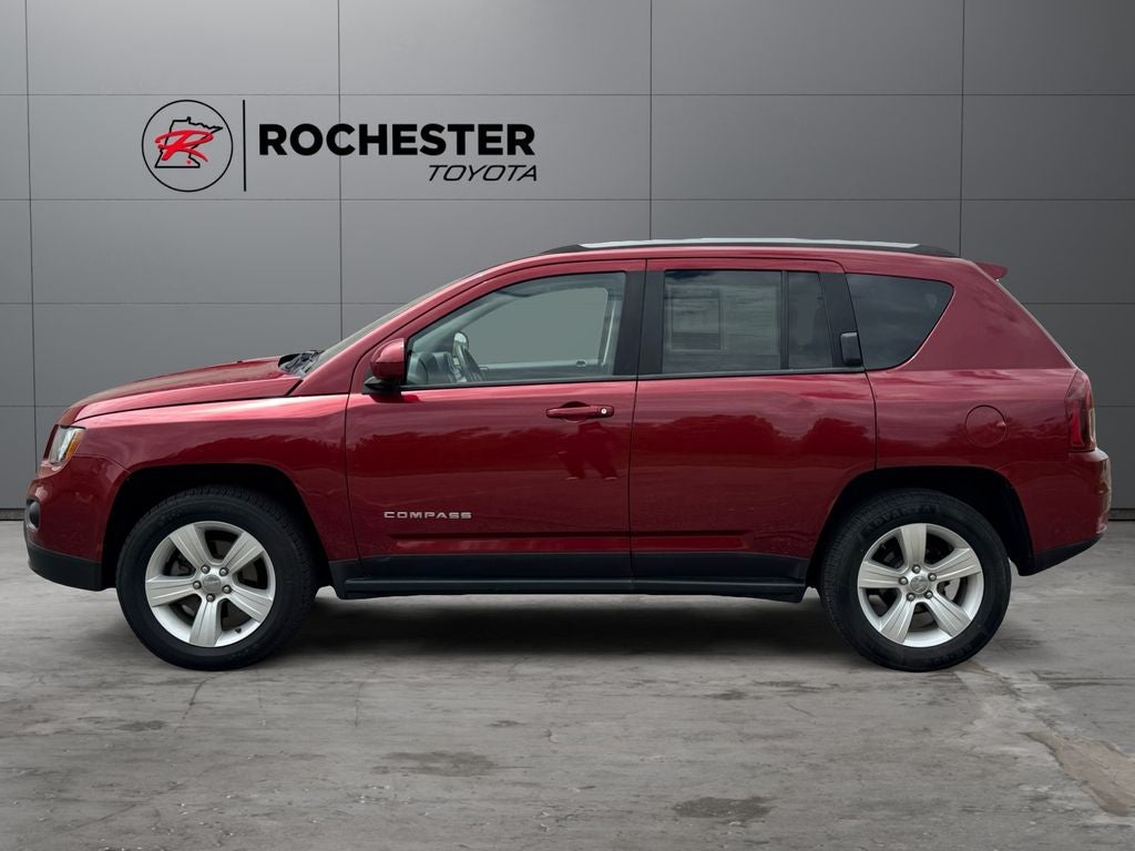 Used 2016 Jeep Compass Latitude with VIN 1C4NJDEB0GD691201 for sale in Rochester, Minnesota