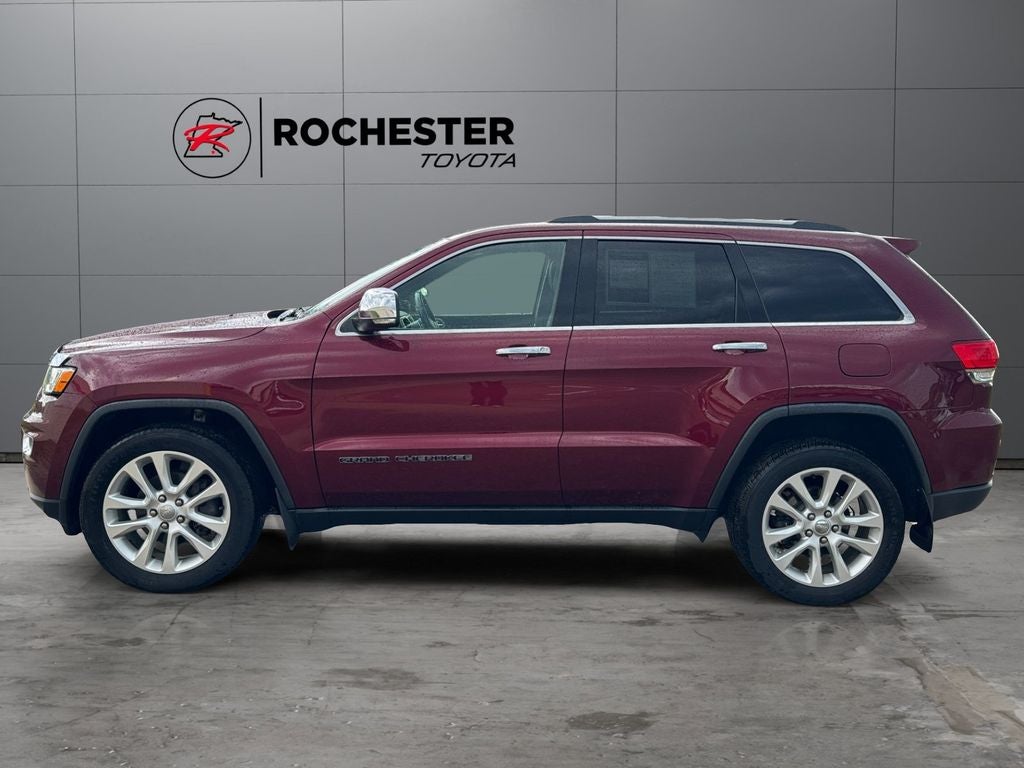 Used 2017 Jeep Grand Cherokee Limited with VIN 1C4RJFBG0HC951374 for sale in Rochester, Minnesota