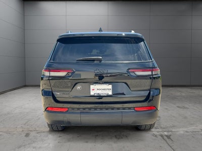 2022 Jeep Grand Cherokee L Altitude 4WD
