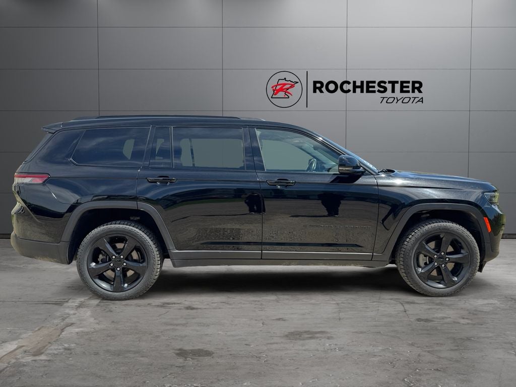 2022 Jeep Grand Cherokee L Altitude 4WD