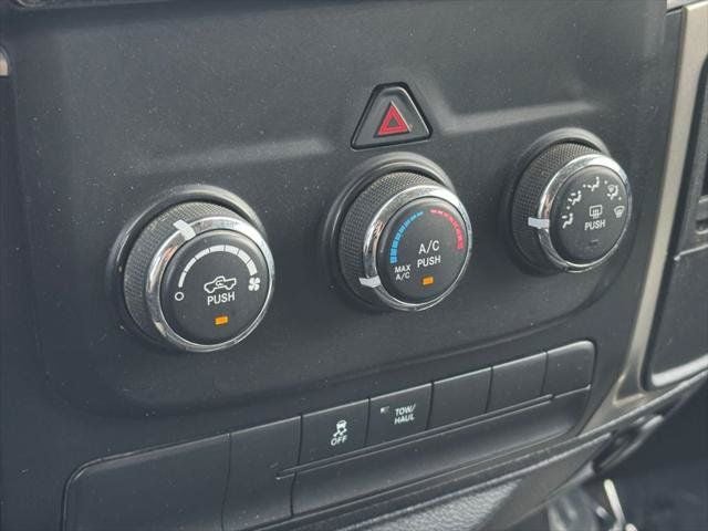 2018 RAM 1500 SLT 4WD