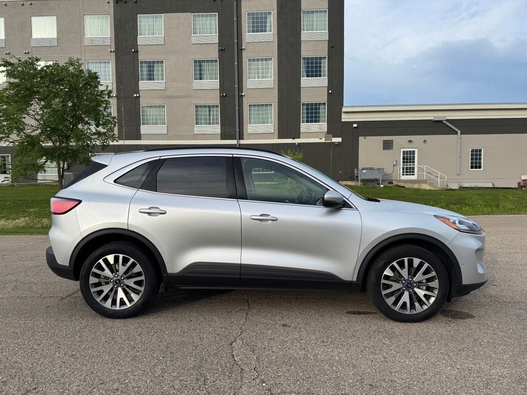 2020 Ford Escape Titanium AWD