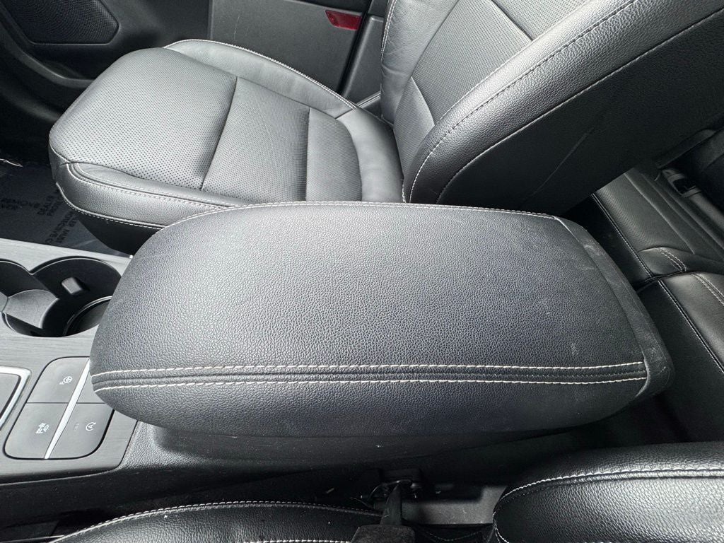 2020 Ford Escape Titanium AWD