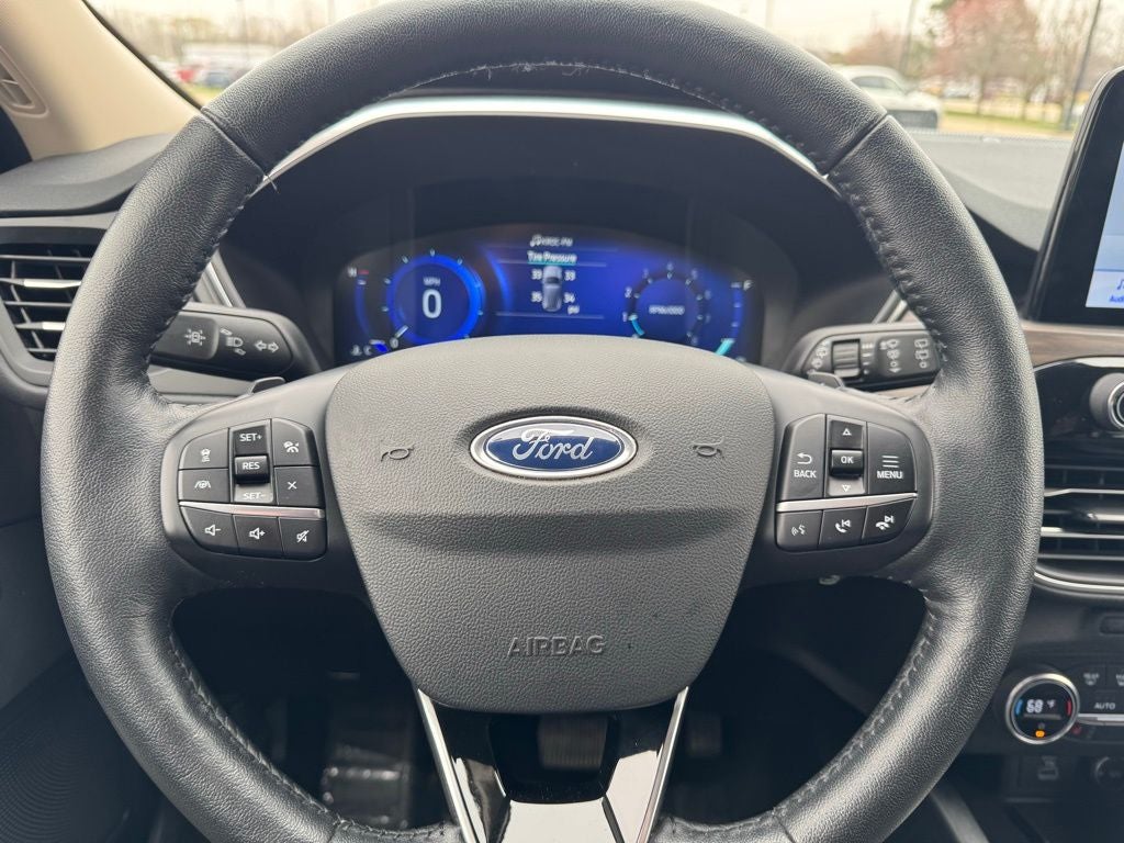 2020 Ford Escape Titanium AWD