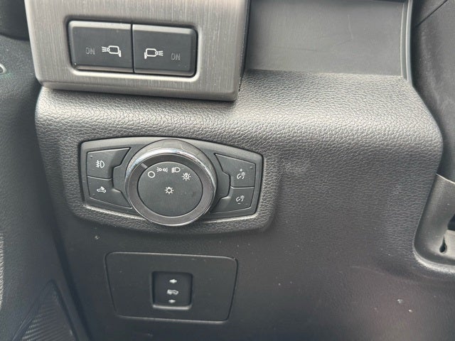 2015 Ford F-150 Platinum 4WD