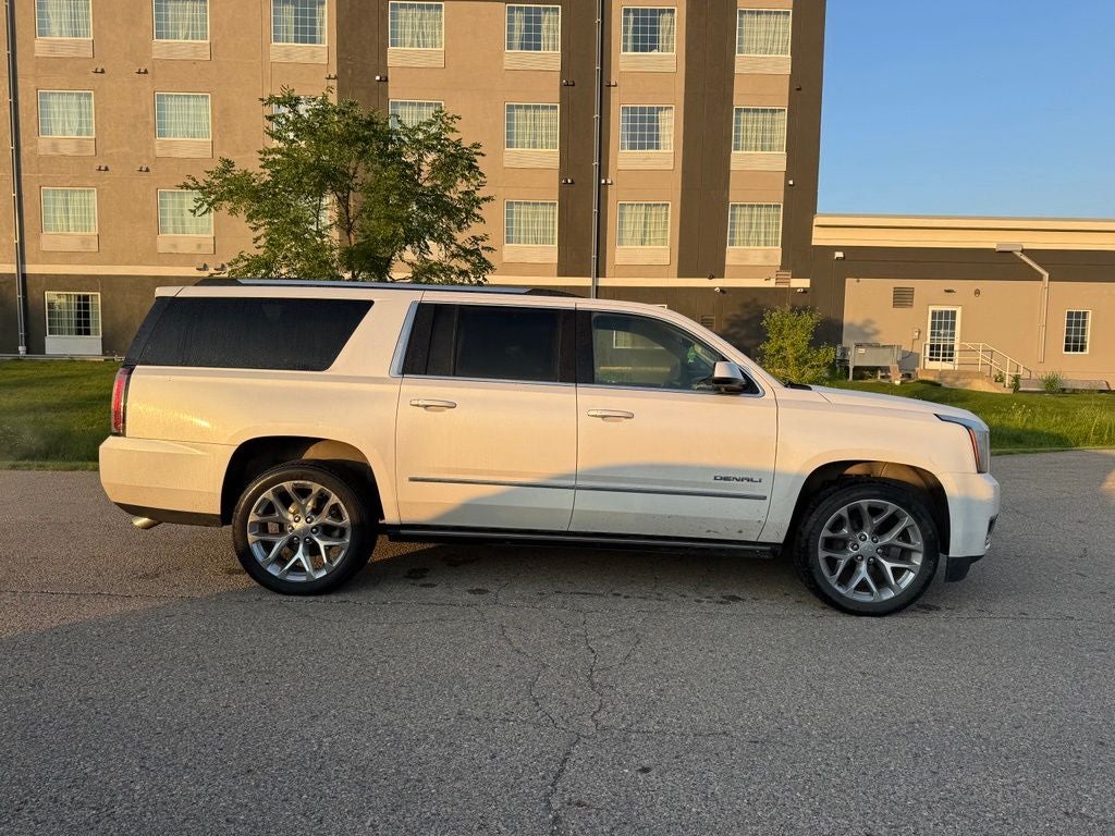 2019 GMC Yukon XL Denali 4WD