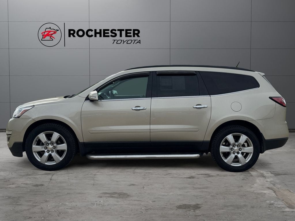 Used 2016 Chevrolet Traverse 1LT with VIN 1GNKVGKD0GJ181437 for sale in Rochester, Minnesota