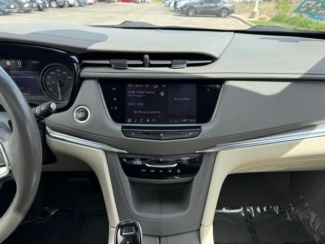 Used 2020 Cadillac XT5 Premium Luxury with VIN 1GYKNDRS5LZ120585 for sale in Rochester, Minnesota