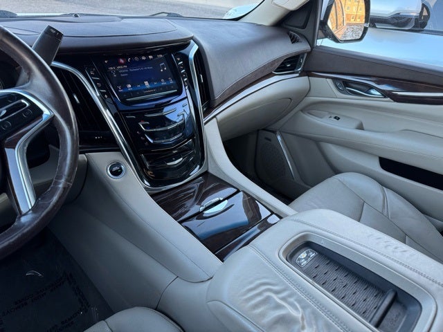 2016 Cadillac Escalade ESV Luxury 4WD