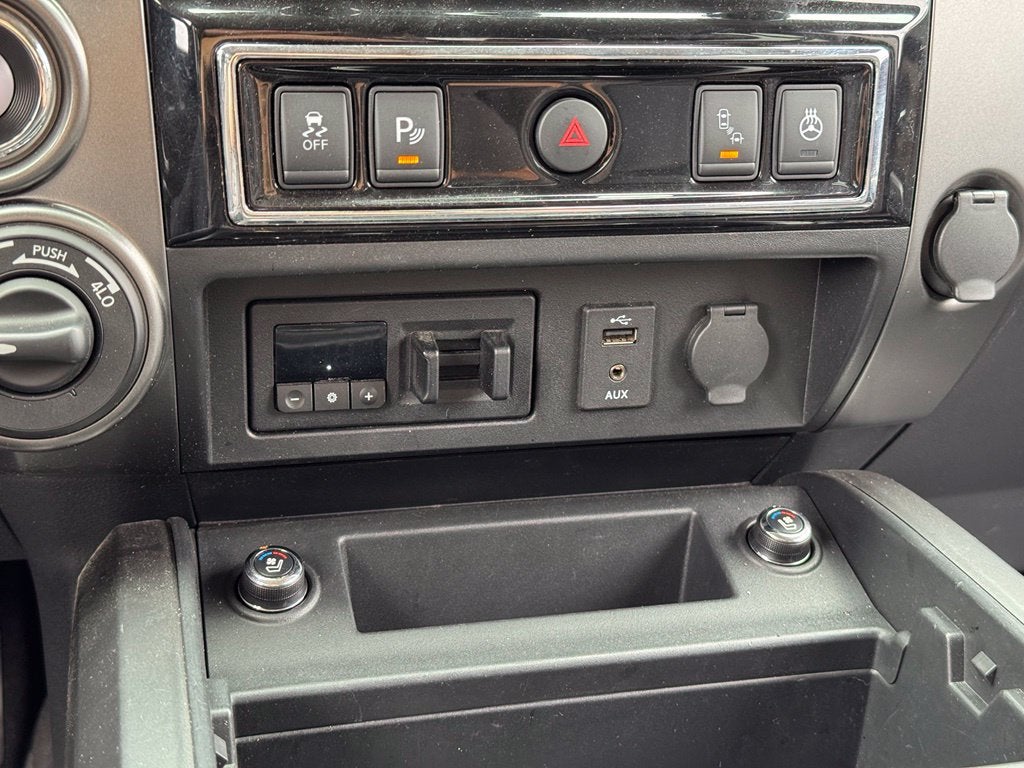 2016 Nissan Titan XD Platinum Reserve 4WD