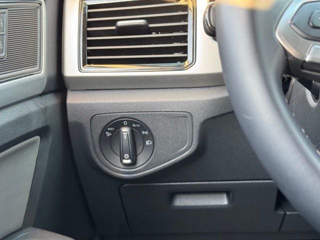 2023 Volkswagen Atlas 3.6L V6 SE w/Technology AWD