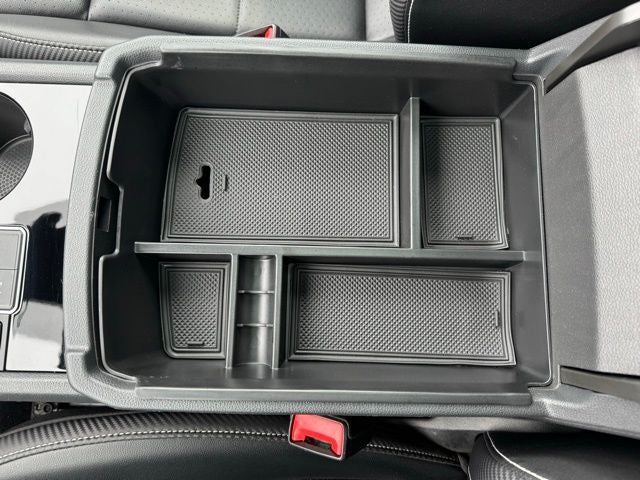 2022 Volkswagen Atlas Cross Sport 2.0T SEL R-Line AWD