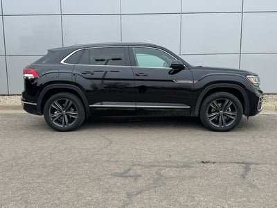 2022 Volkswagen Atlas Cross Sport 2.0T SEL R-Line AWD
