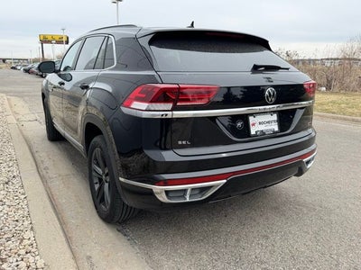 2022 Volkswagen Atlas Cross Sport 2.0T SEL R-Line AWD