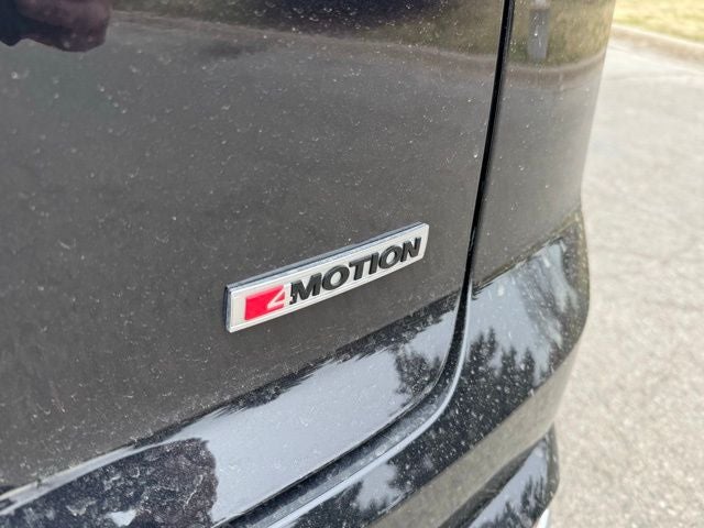 2022 Volkswagen Atlas Cross Sport 2.0T SEL R-Line AWD