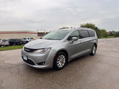 2019 Chrysler Pacifica Touring L FWD