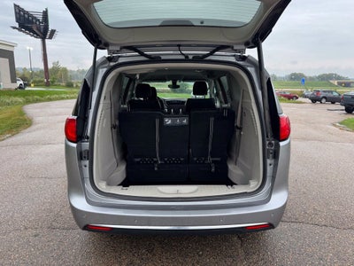 2019 Chrysler Pacifica Touring L FWD