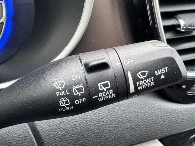 2024 Chrysler Voyager LX FWD