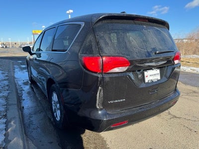 2024 Chrysler Voyager LX FWD