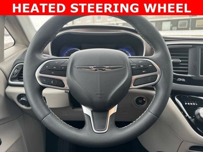 2023 Chrysler Voyager LX FWD