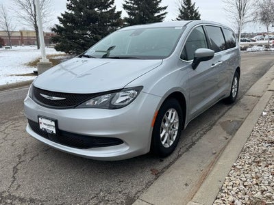 2023 Chrysler Voyager LX FWD