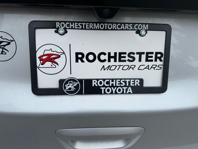 2023 Chrysler Voyager LX FWD