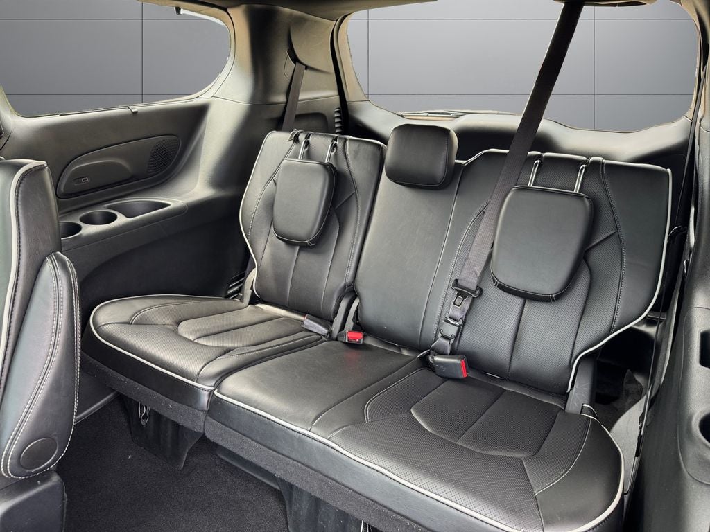 2025 Chrysler Pacifica Limited FWD