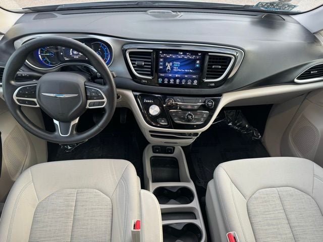 2019 Chrysler Pacifica Hybrid Touring Plus FWD