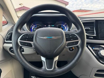 2019 Chrysler Pacifica Hybrid Touring Plus FWD
