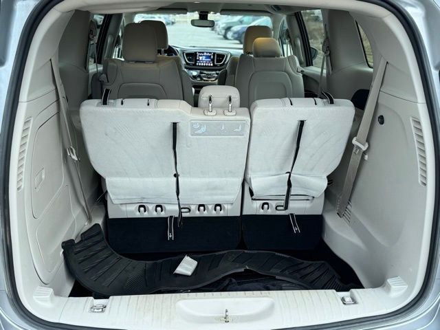 2019 Chrysler Pacifica Hybrid Touring Plus FWD