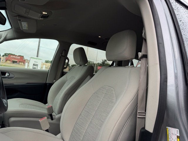 2019 Chrysler Pacifica Hybrid Touring Plus FWD