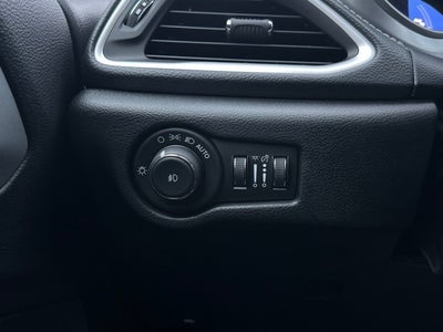 2024 Chrysler Pacifica Hybrid Select FWD