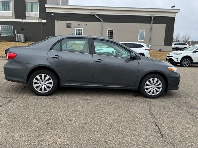 2013 Toyota Corolla LE FWD