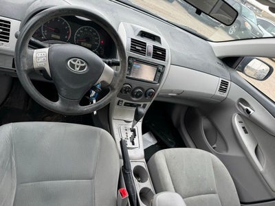 2013 Toyota Corolla LE FWD