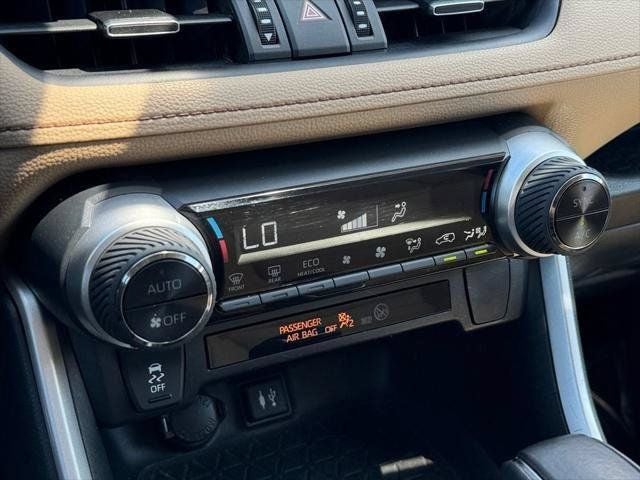 2019 Toyota RAV4 XLE Premium AWD