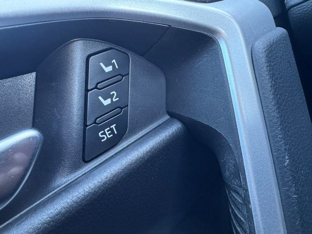 2021 Toyota RAV4 XLE Premium AWD