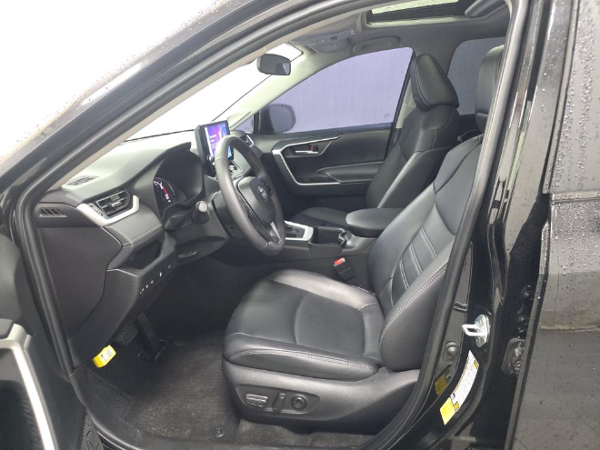 2023 Toyota RAV4 XLE Premium AWD