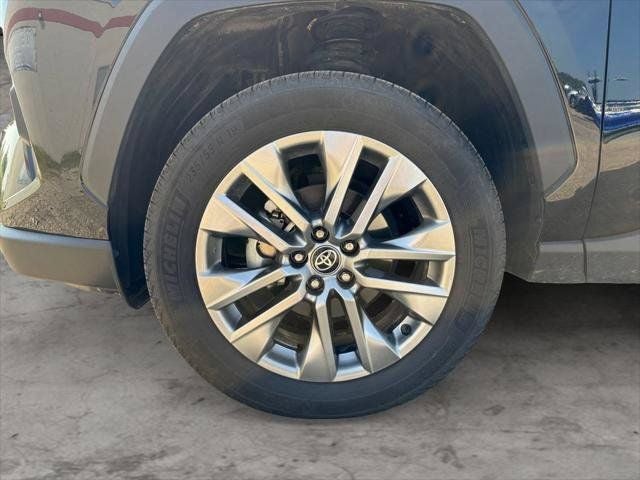 2025 Toyota RAV4 XLE Premium AWD