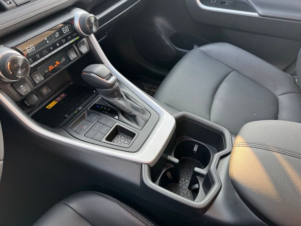 2025 Toyota RAV4 XLE Premium AWD