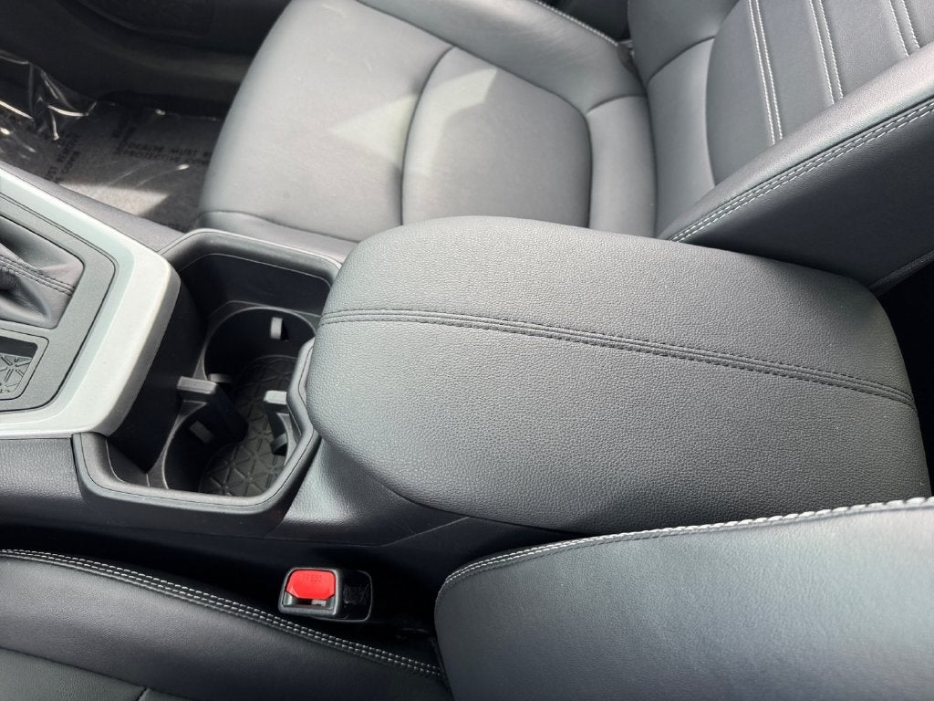 2025 Toyota RAV4 XLE Premium AWD