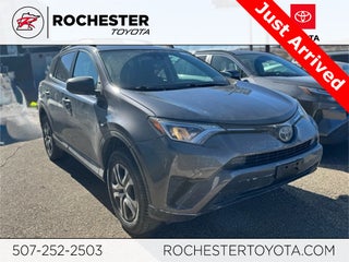 2017 Toyota RAV4 LE AWD
