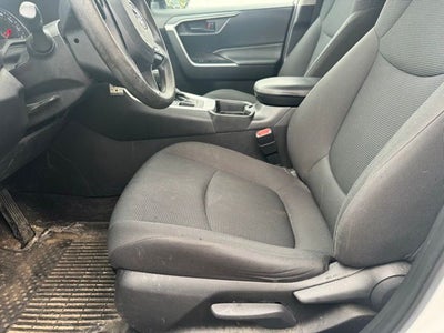 2020 Toyota RAV4 LE AWD