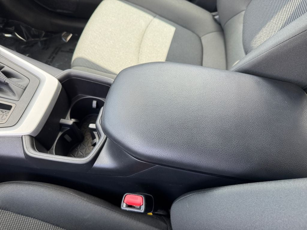 2024 Toyota RAV4 LE AWD